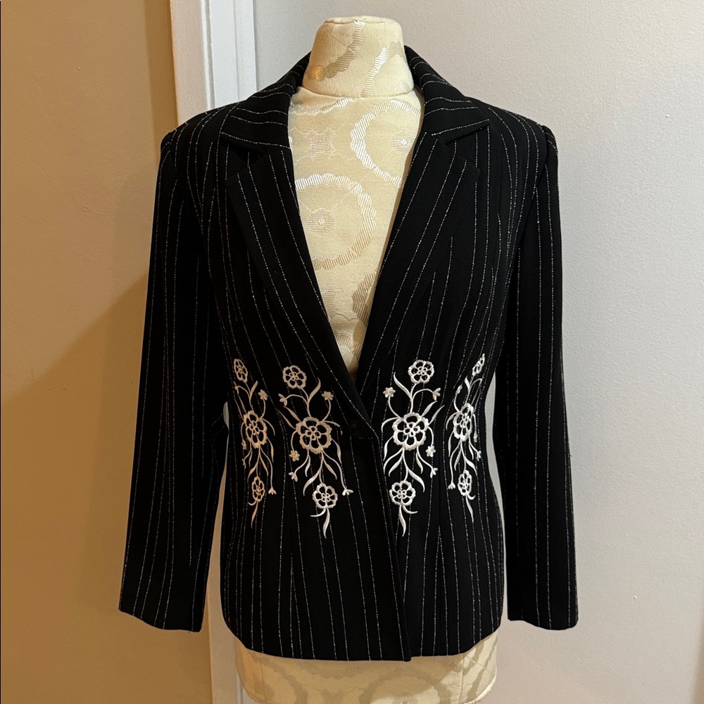 Vintage Embroidered Fleur by David Rodriquez Black White Striped Button Blazer 6